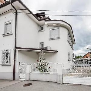  Apartamento Kavon
